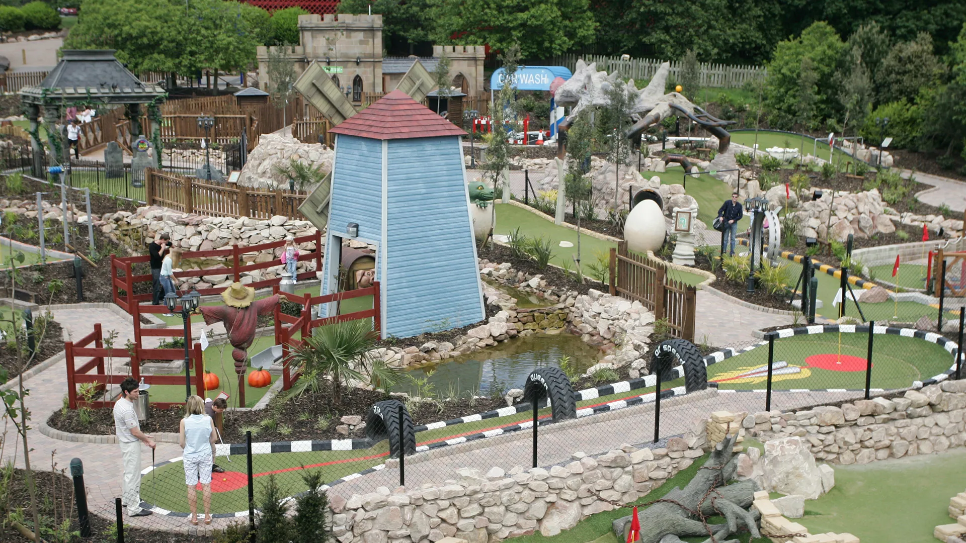 Alton Towers Extraordinary Golf