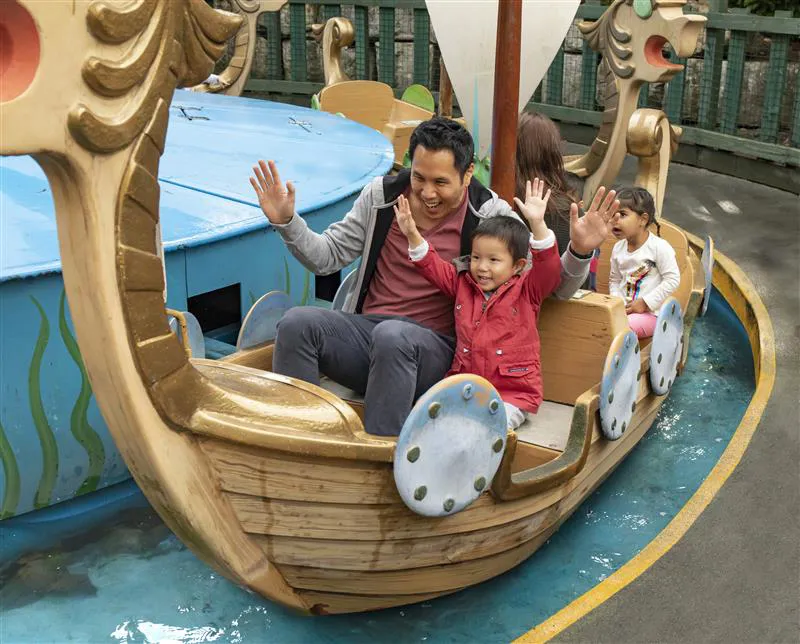 CWOA Sea Dragons Ride 02 LMC19 (1)
