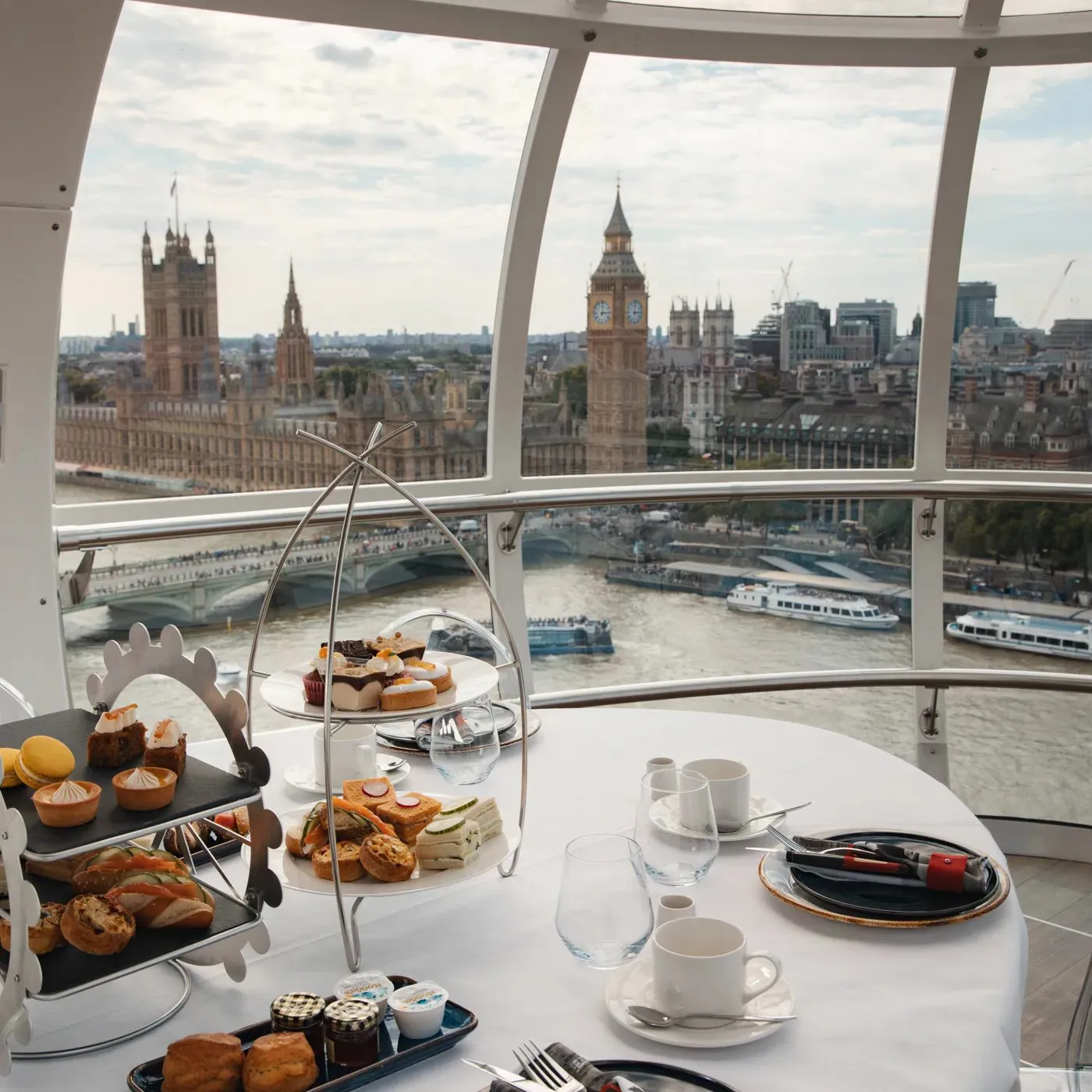 LE Afternoon Tea