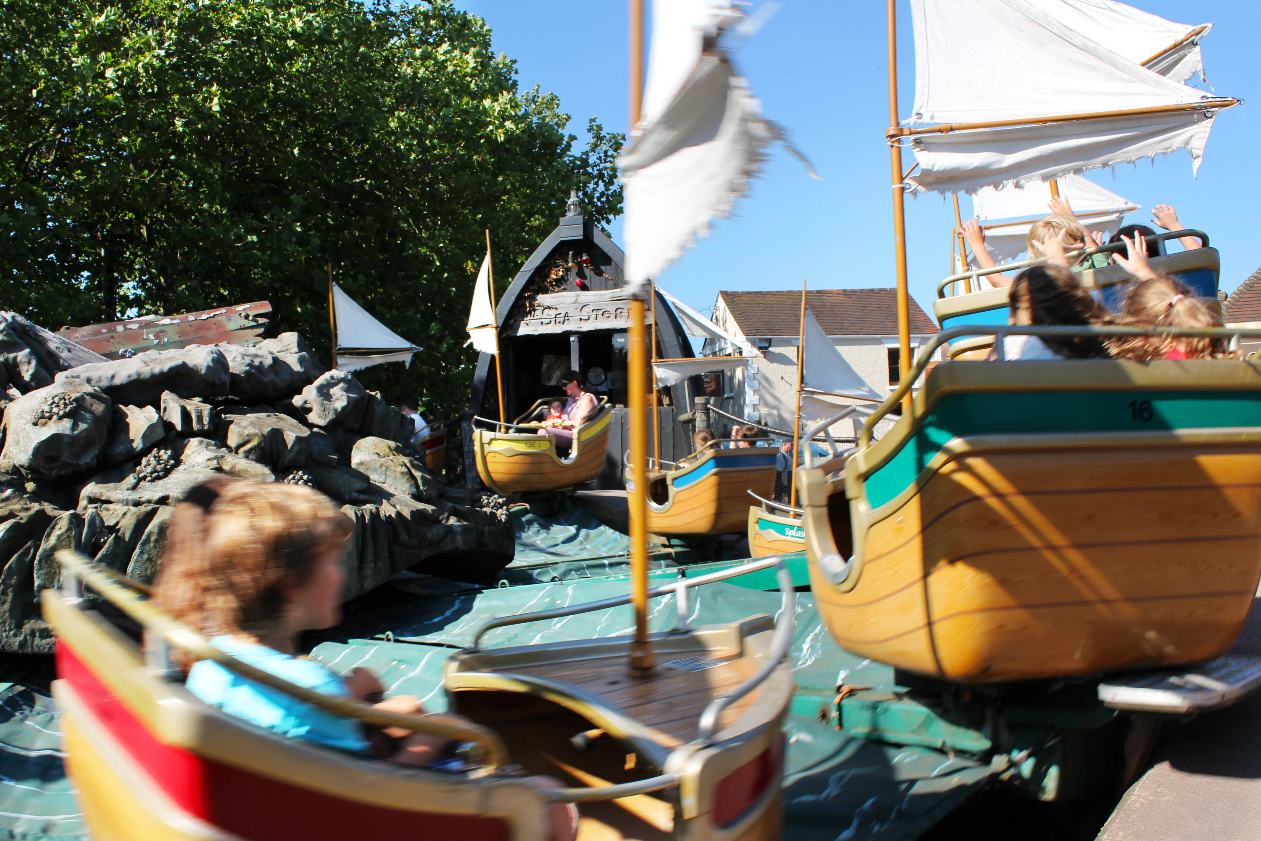 Seastorm At Chessington World Of Adventures Resort