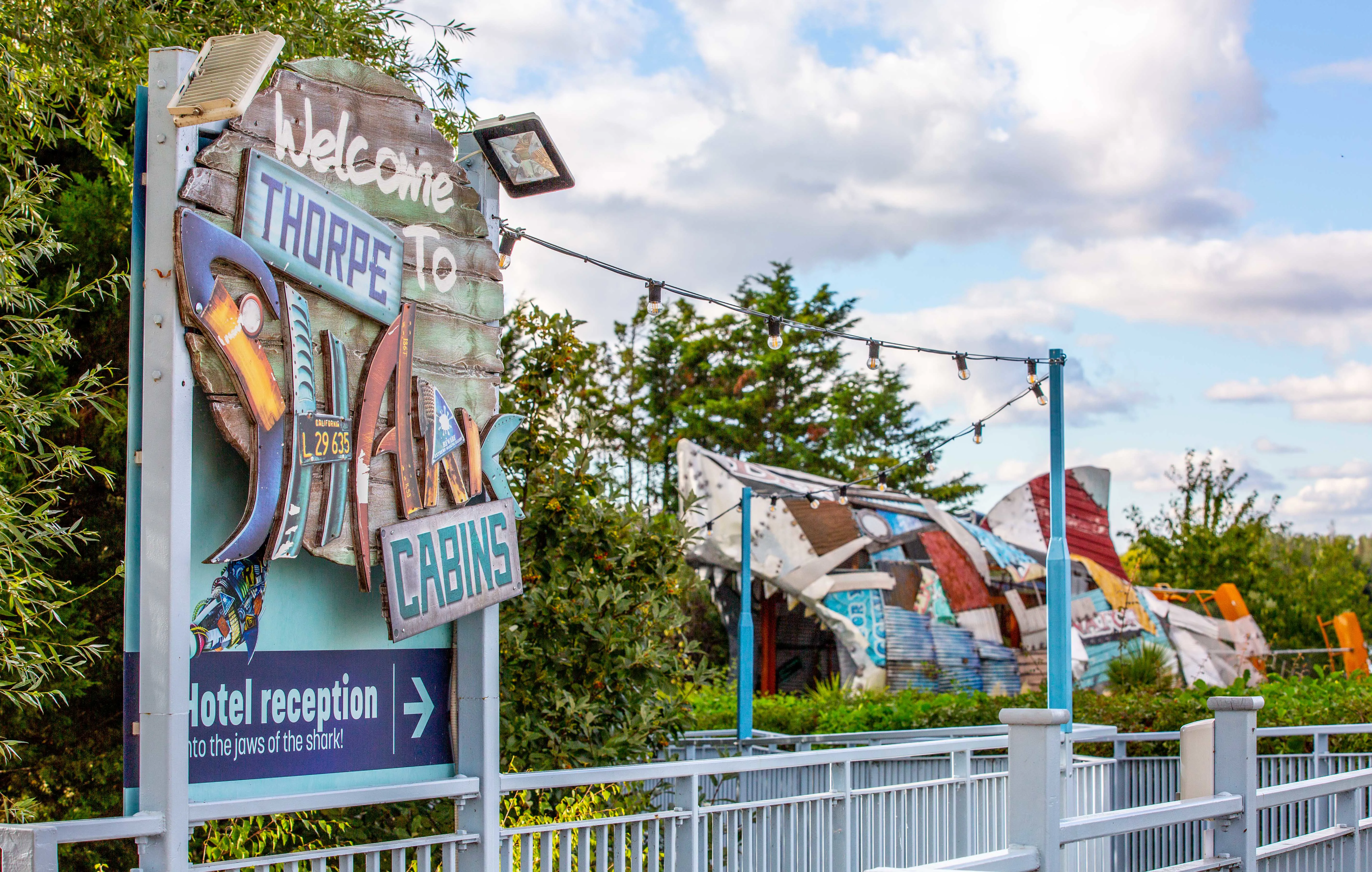 THORPE Shark Cabins Merlin Holiday Club